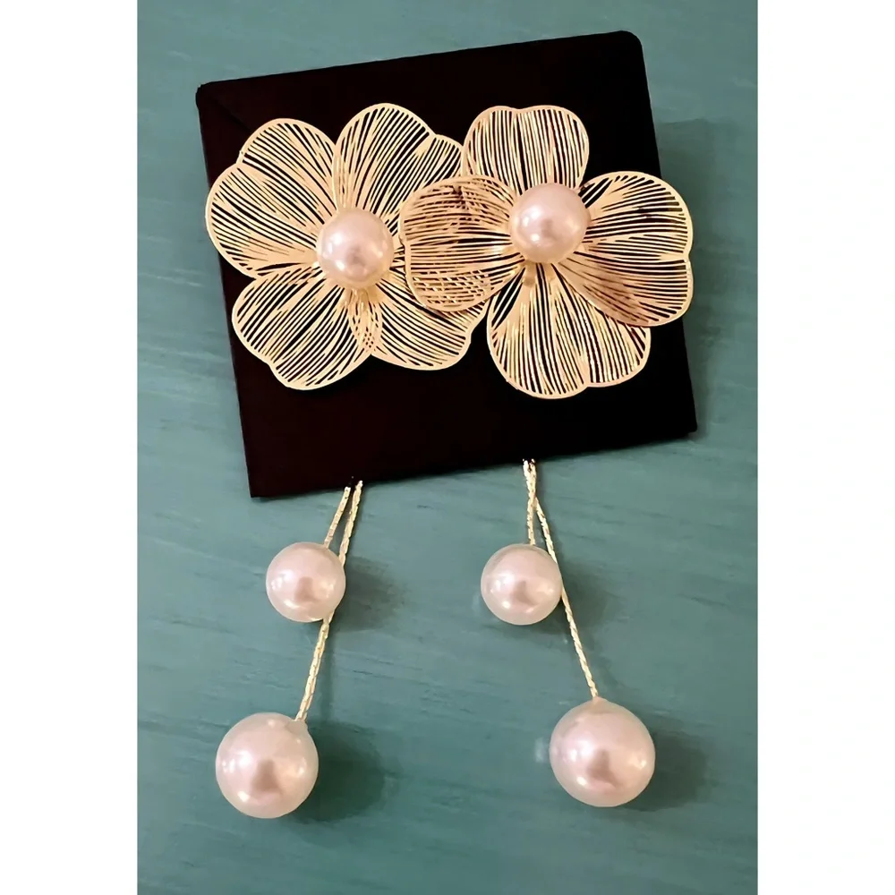 LAST! Romantic Flower Petal Long Tassel Drop Earrings Faux Pearl 2 Part Earrings - Picture 2 of 7